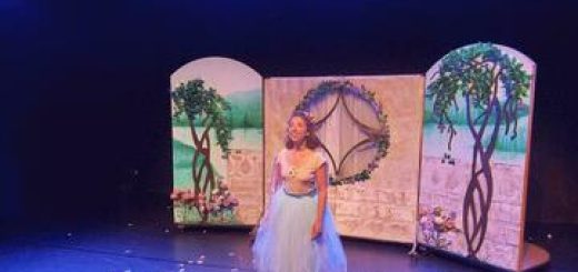 Театр Тмуна — Принцесса Астрид в Израиле