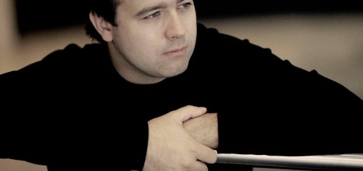 Знаменитый пианист Алексей Володин выступит с Симфоническим оркестром Ришон ле-Циона